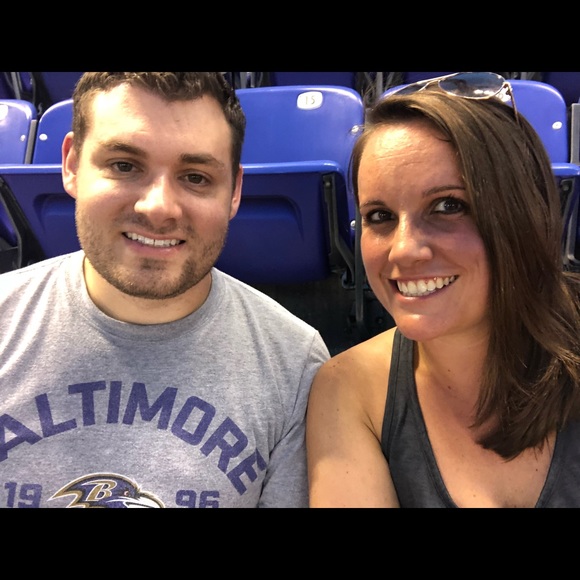 Meet your Posher, Candace - Picture 1 of 1